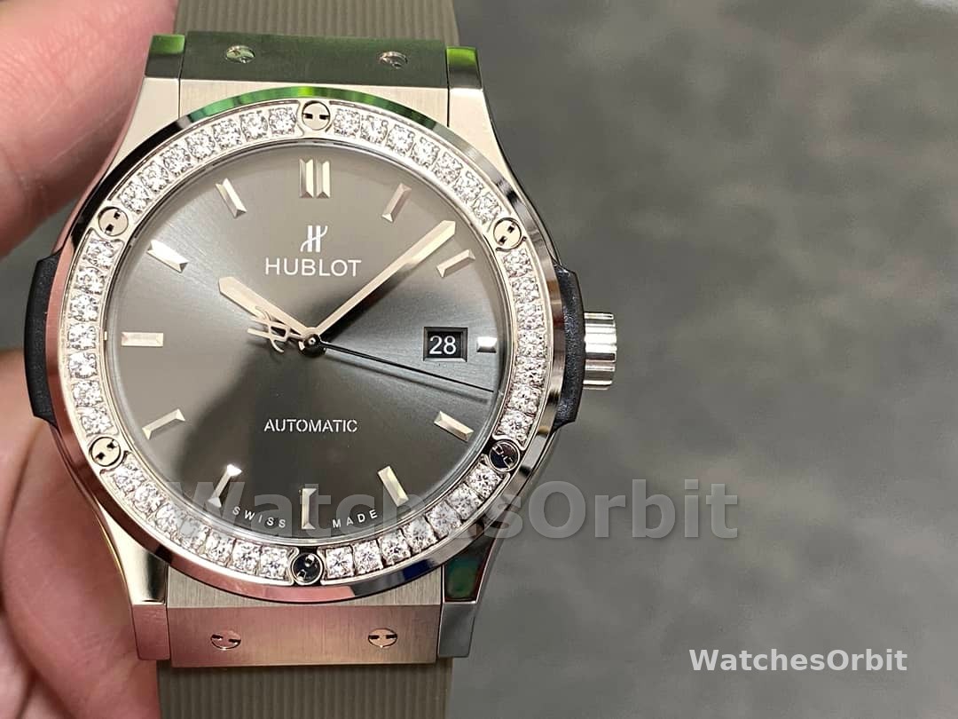 Hublot Classic Fusion Grey Dial 42mm Mens Replica Watch