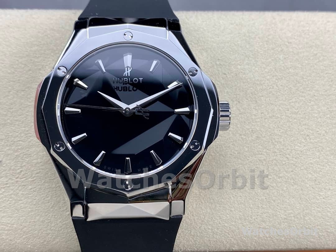 Hublot Classic Fusion 550.NS.2200.RW.ORL20 40 mm