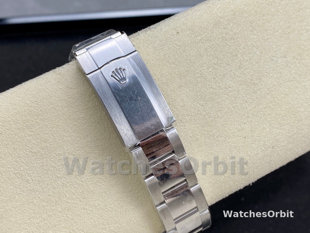 Rolex Datejust 126334 0025 Fluted Bezel Blue Roman Numeral Dial 41MM Mens Replica Watch