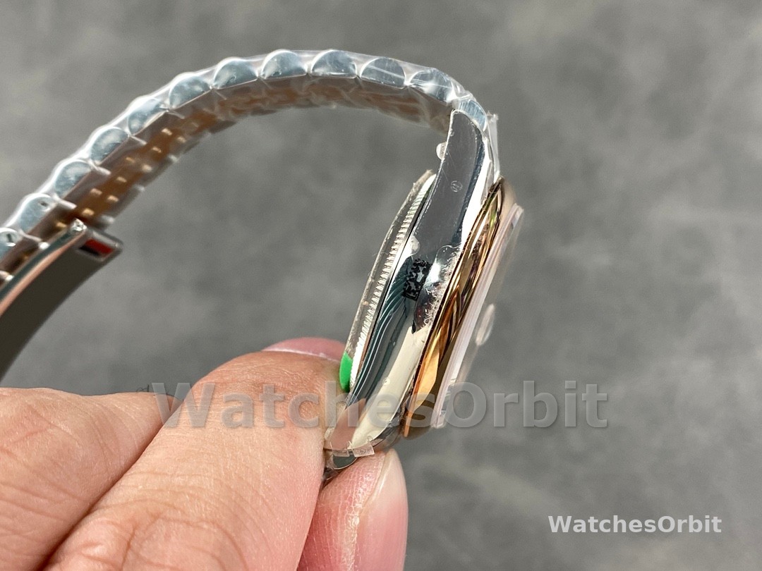 Rolex Datejust 31mm Stainless Steel and Rose Gold 278241 0002 White Roman Jubilee