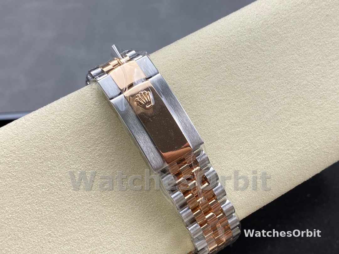 Rolex Datejust 41 Everose Gold Black Dial Jubilee Bracelet 126331