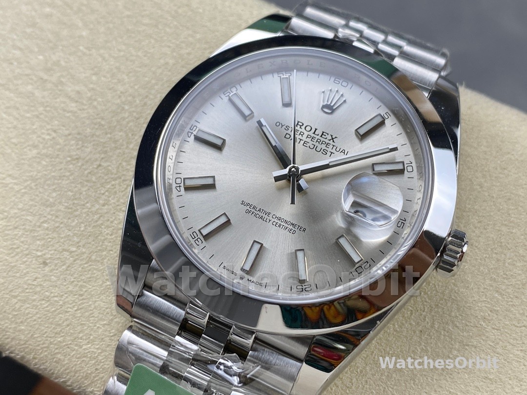 Rolex Datejust 41mm m126300 0004 Silver Stick DIal  Oystersteel Case Domed Bezel