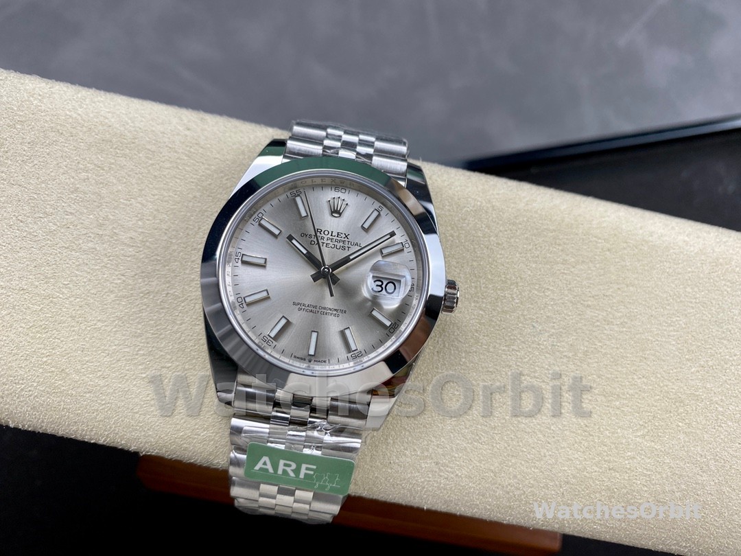 Rolex Datejust 41mm m126300 0004 Silver Stick DIal  Oystersteel Case Domed Bezel