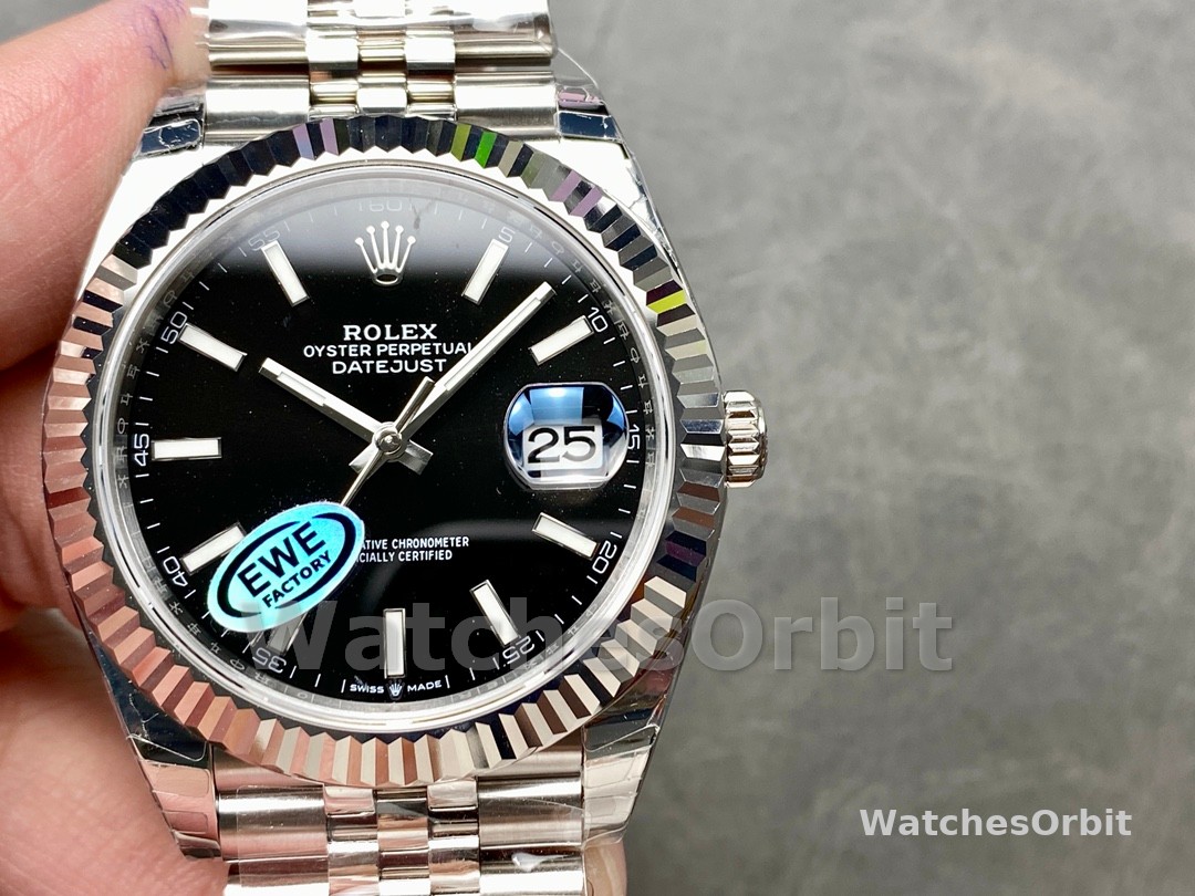 Rolex Datejust 41mm Stainless Steel 126334 0018 Black Index Jubilee