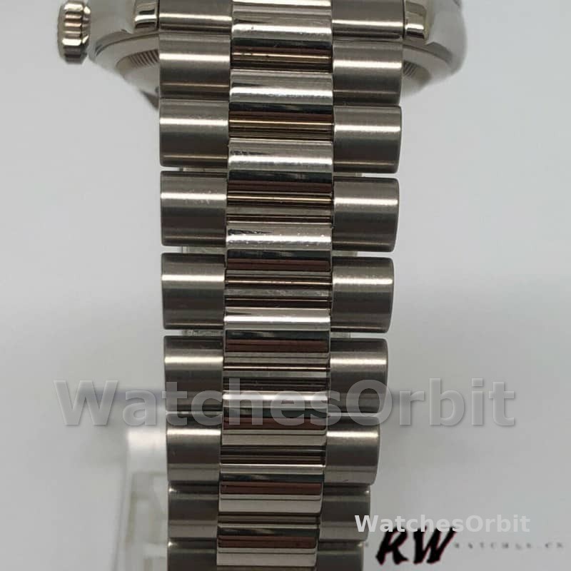 Rolex Day-Date 118206 Platinum White Mother of Pearl Diamond Dial 36mm Unisex Replica Watch