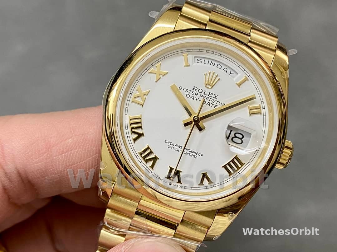 Rolex Day-Date 118208 Yellow Gold White Dial Roman Numeral 36mm Unisex Replica Watch