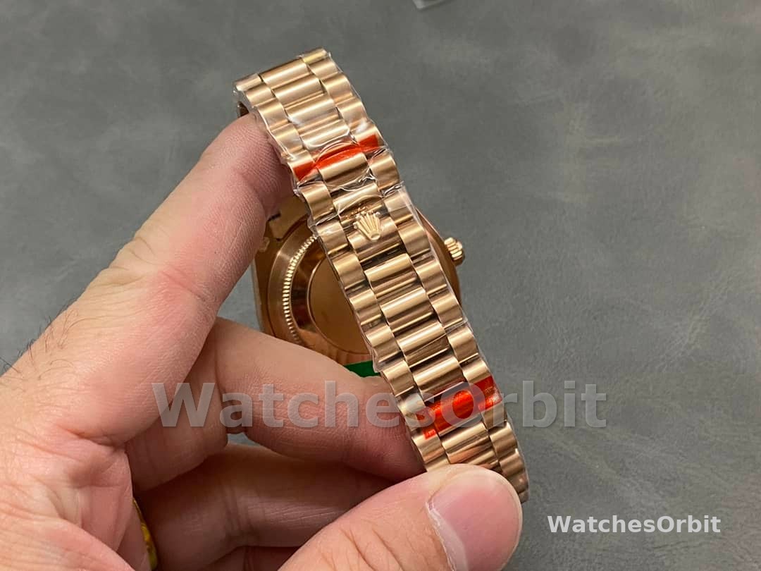 Rolex Day-Date 218235 Diamonds and Rubies Black Dial Rose Gold 41MM Mens Replica Watch