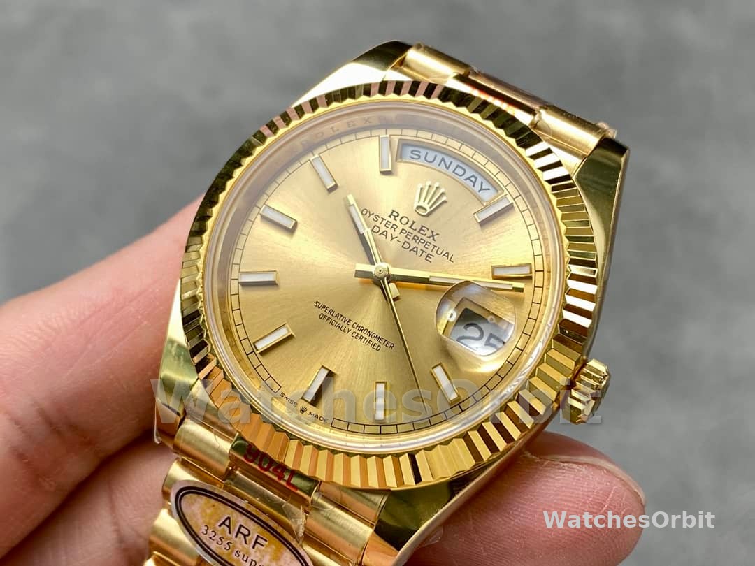 Rolex Day-Date 228238 Champagne Diamond Dial Fluted Bezel 40mm Mens Replica Watch