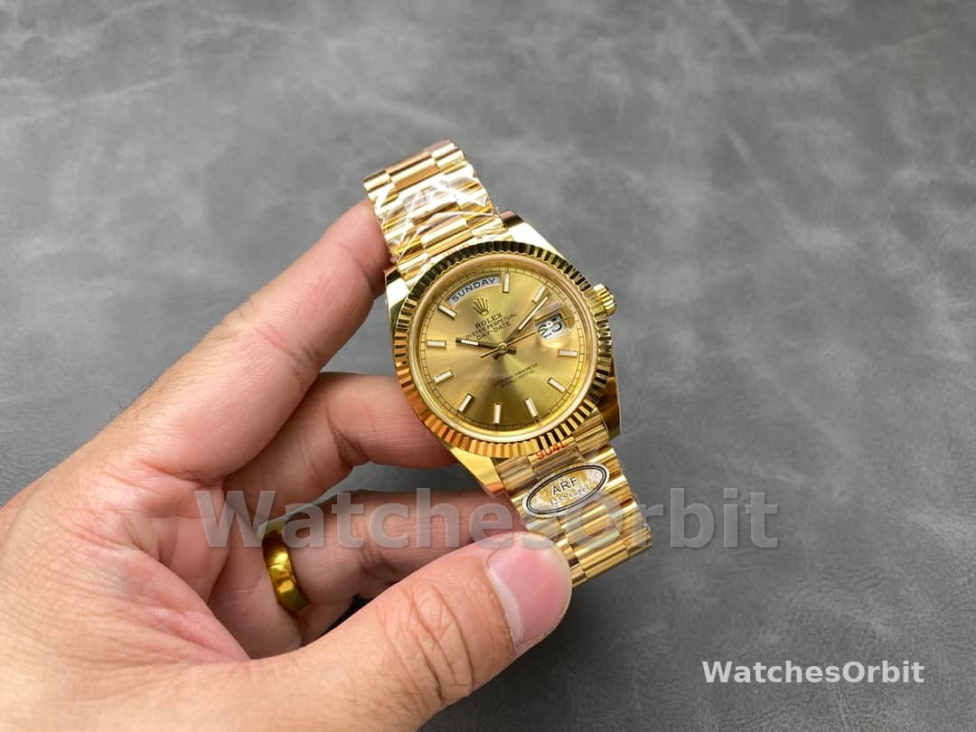 Rolex Day-Date 228238 Champagne Diamond Dial Fluted Bezel 40mm Mens Replica Watch