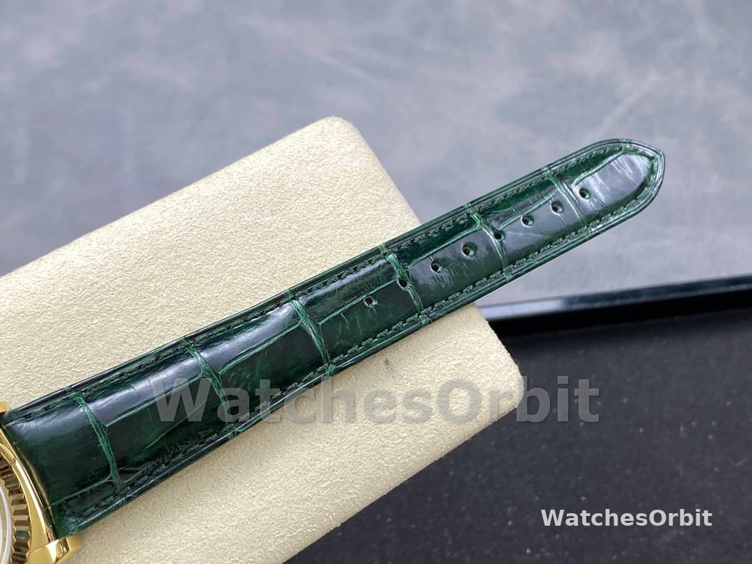 Rolex Day Date 36 White Dial 118135 0123 Green Leather Watch