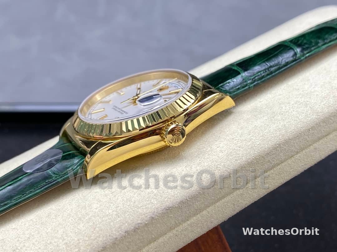 Rolex Day Date 36 White Dial 118135 0123 Green Leather Watch