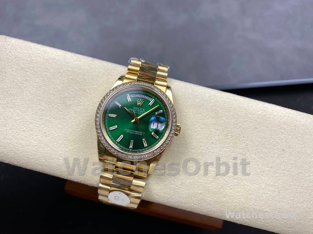 Rolex Day Date 36mm Green Dial Diamond-Set Bezel President Bracelet m128398tbr 0035