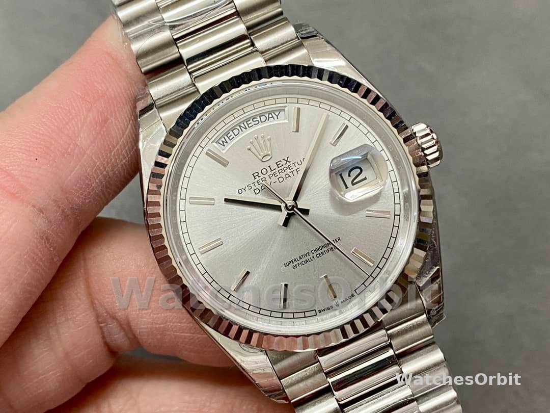 Rolex Day Date 36mm Platinum White Gold Silver Index 128236 0001