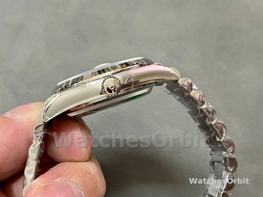 Rolex Day Date 36mm Platinum White Gold Silver Index 128236 0001