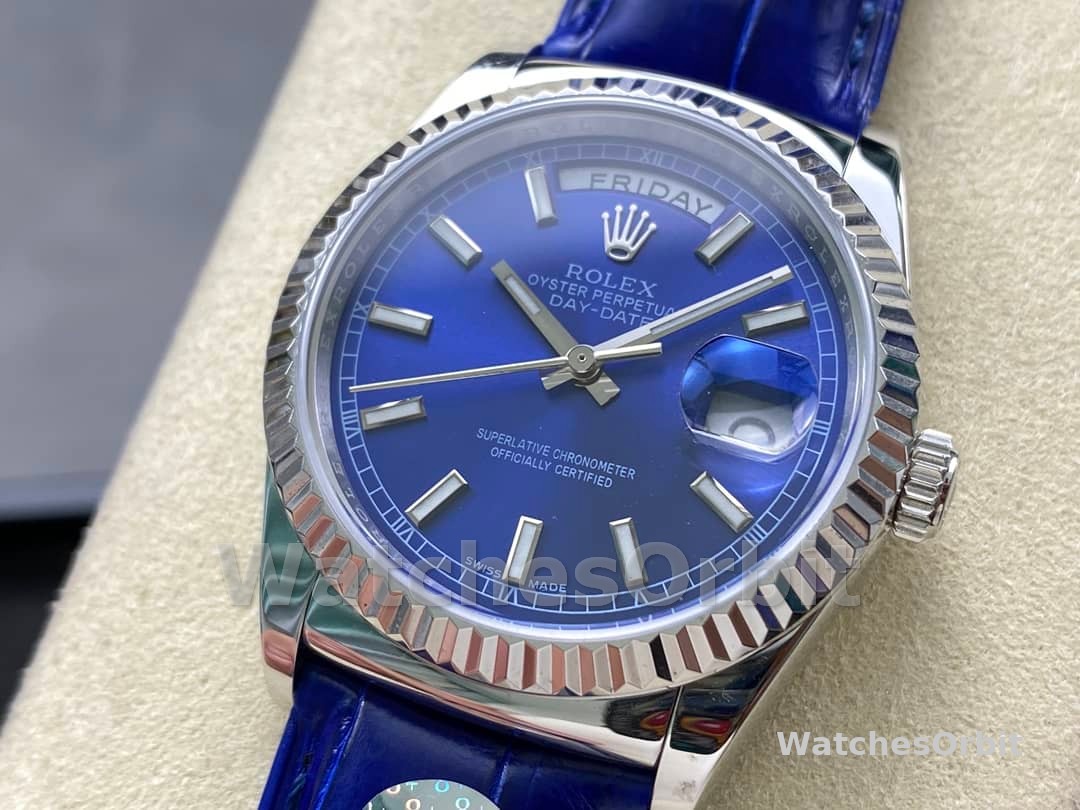 Rolex Day Date 36mm White Gold Fluted Bezel 118139 0004 Blue Index