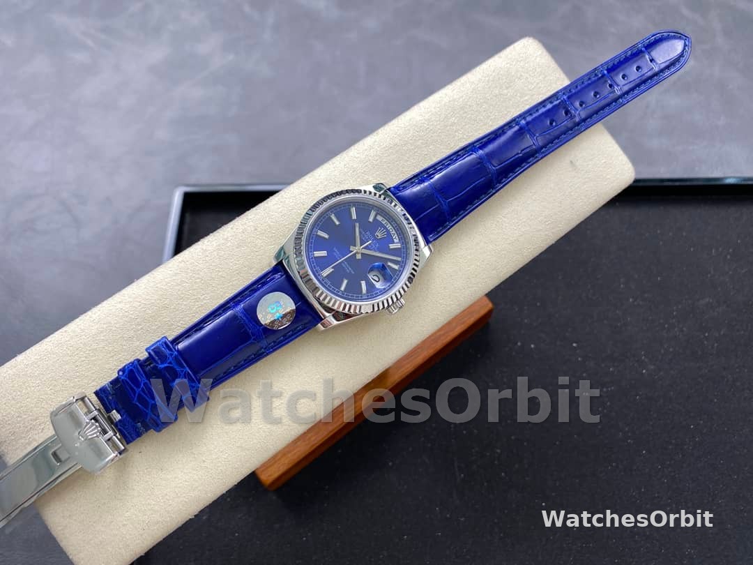 Rolex Day Date 36mm White Gold Fluted Bezel 118139 0004 Blue Index