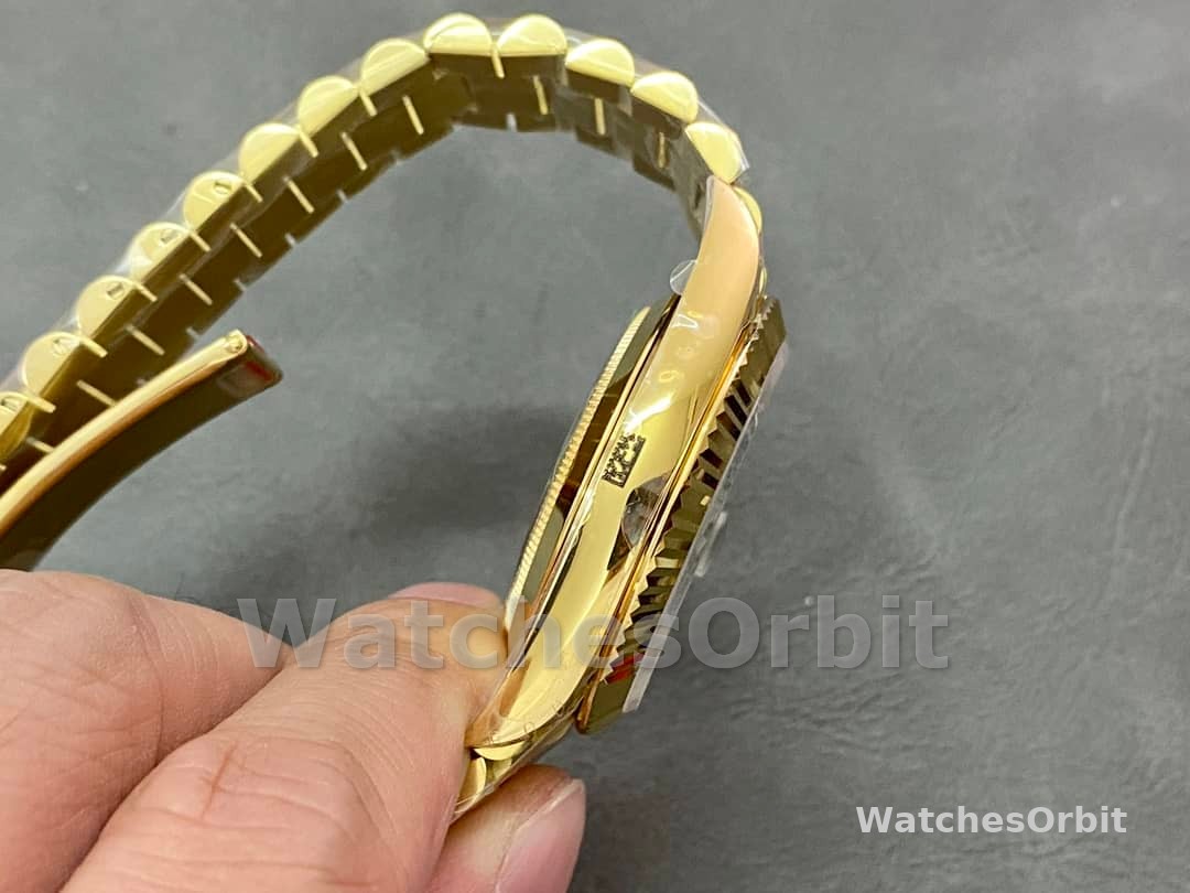 Rolex Day Date 40 President 228238 0061