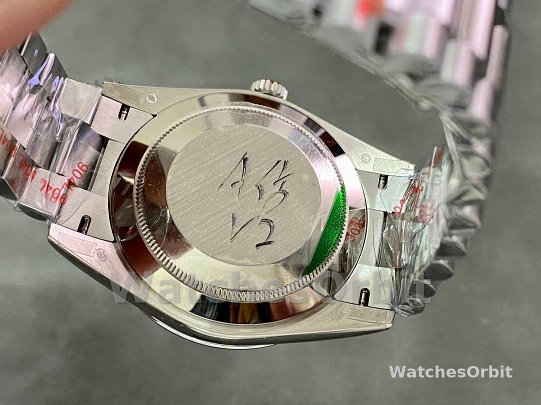 Rolex Day-Date 40mm 228239 0005 Black Diamond Dial Fluted Bezel Mens Replica Watch