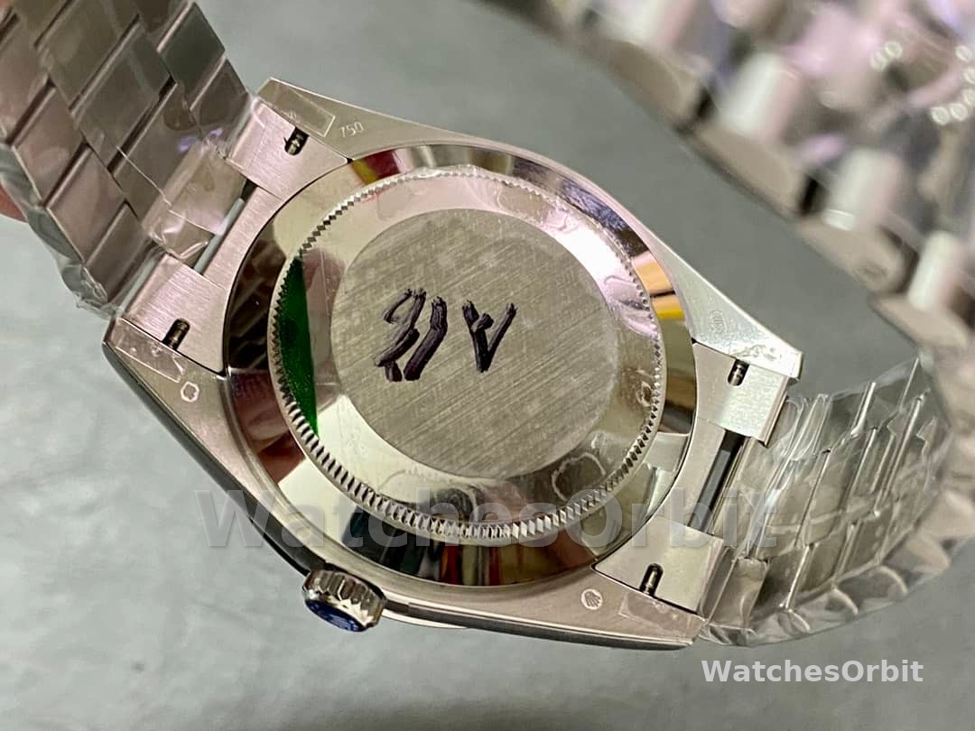Rolex Day-Date 40mm Arabic Platinum Olive Dial 228206
