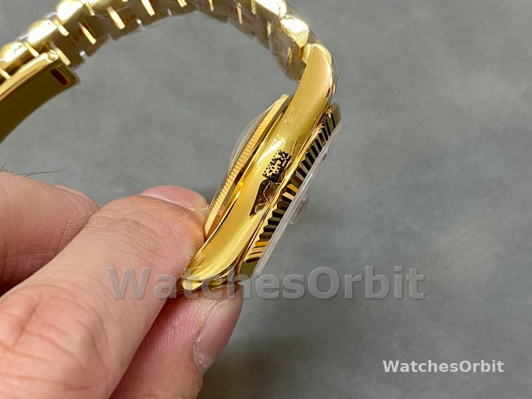 Rolex Day Date Sapphire Mirror Watch with 36mm Diameter Tiger's Eye Dial President