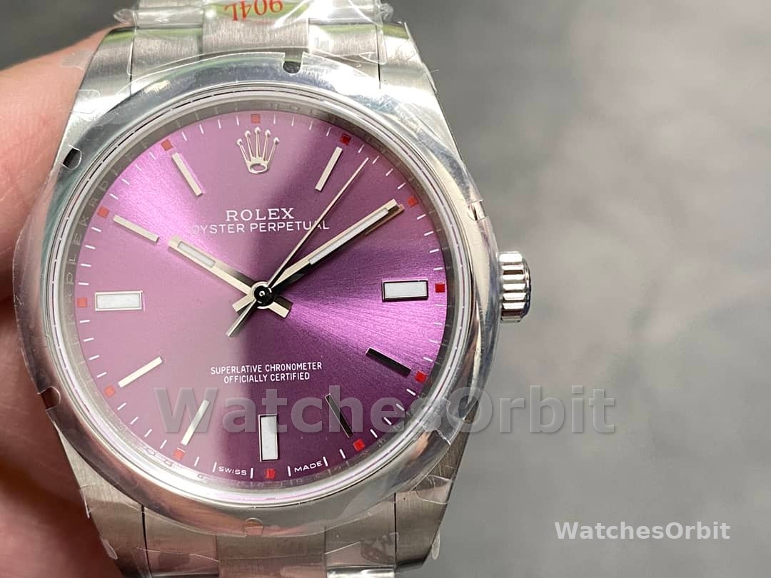 Rolex Oyster Perpetual 39 Red Grape Dial Steel 114300 0002 Men's Watch
