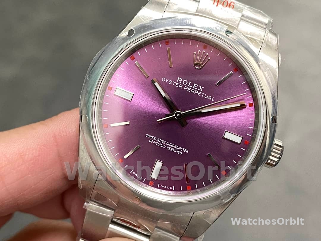 Rolex Oyster Perpetual 39 Red Grape Dial Steel 114300 0002 Men's Watch