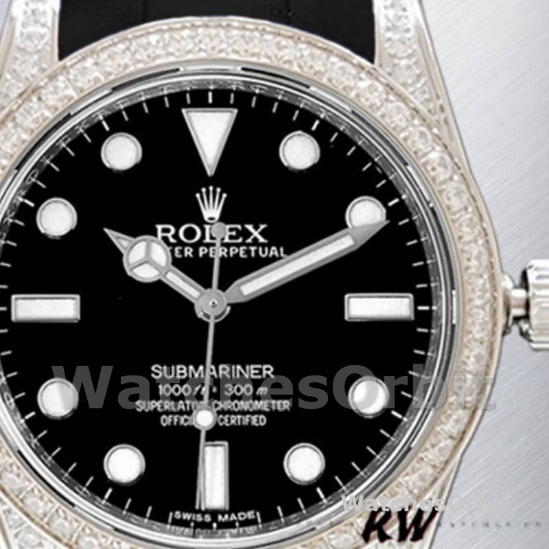 Rolex Submariner 116610 Black Dial Rubber strap 40mm Mens Replica Watch
